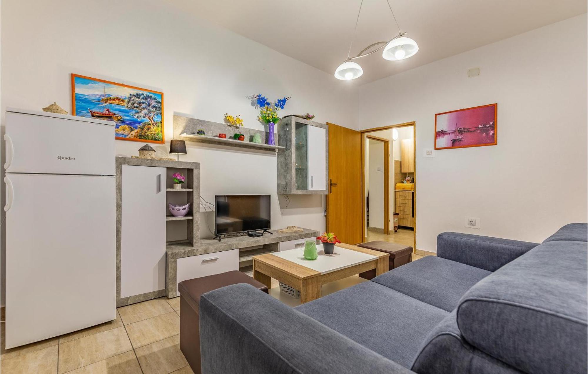 Amazing Apartment In Pula With Kitchen Zewnętrze zdjęcie