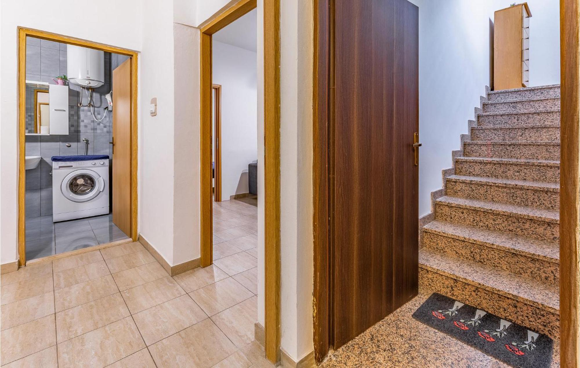 Amazing Apartment In Pula With Kitchen Zewnętrze zdjęcie
